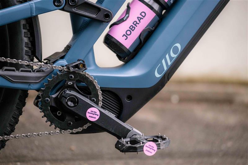 Fahrrad mit Leasingfähig Stickern am Pedal